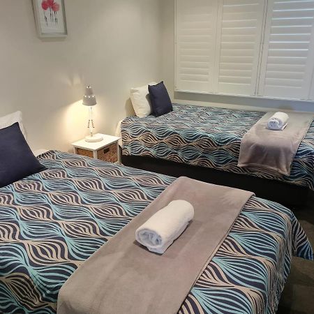 Wharf Lodge River View Apartment Maroochydore Kültér fotó